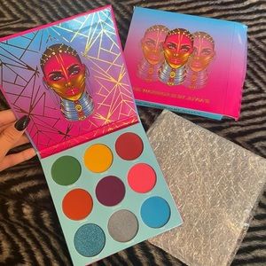 juvias eyeshadow pallet